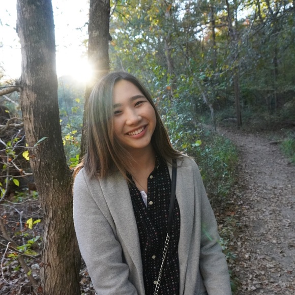 Meet your Posher, Jenny - Picture 1 of 1